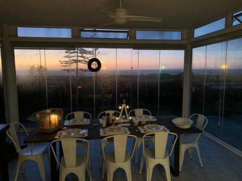 Oceanfront Apartment Overlooking The Atlantic