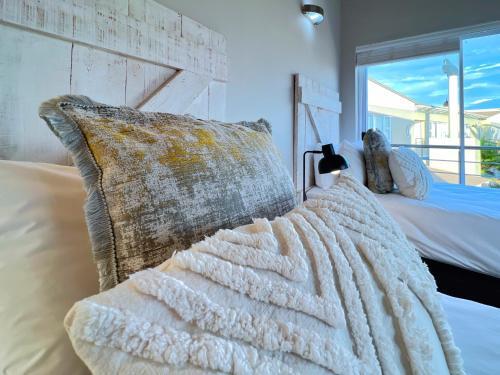 Waterfront Edge B5