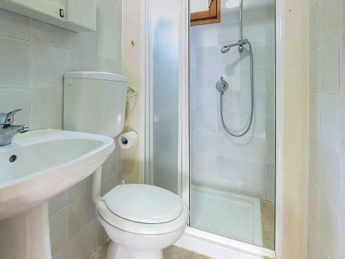 Beautiful Mobile Home In Sorso With Shared Pool