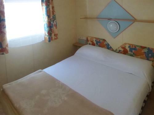 Pleasant Mobile Home In Sorso With Shared Pool