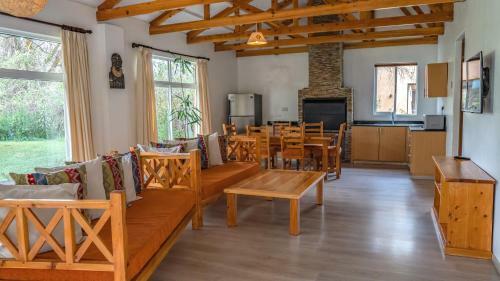 Mountain Ash House