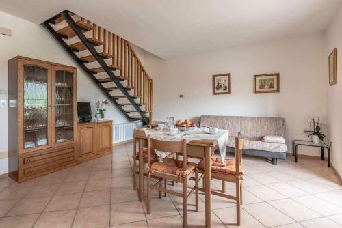 Apartamento Antico Borgo Maurina Spormaggiore Ospitar
