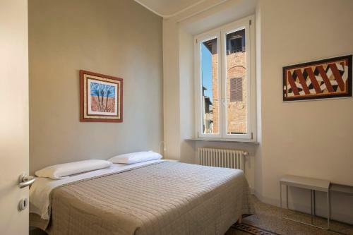 Hostal Piazza Paradiso Accommodation