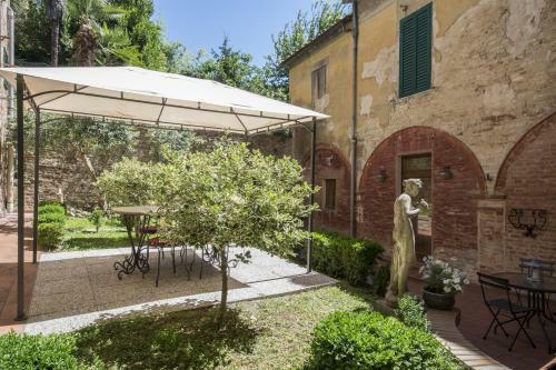 Hostal Piazza Paradiso Accommodation