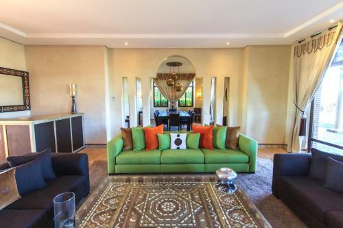 Villa 69 Samanah Golf Country Club