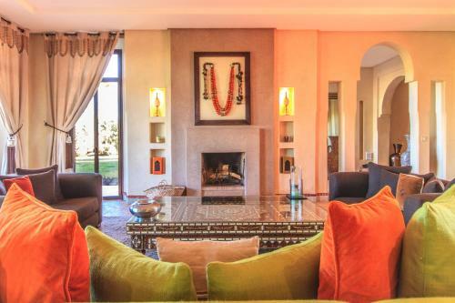 Villa 69 Samanah Golf Country Club