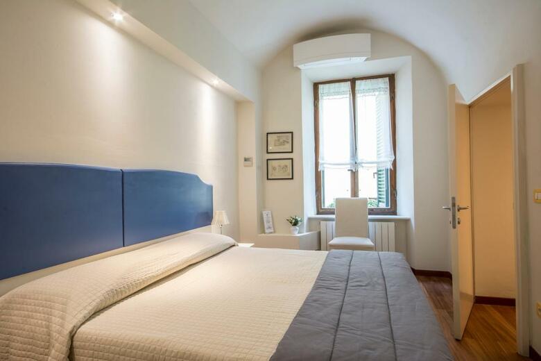 Hostal B&B Quattro Cantoni