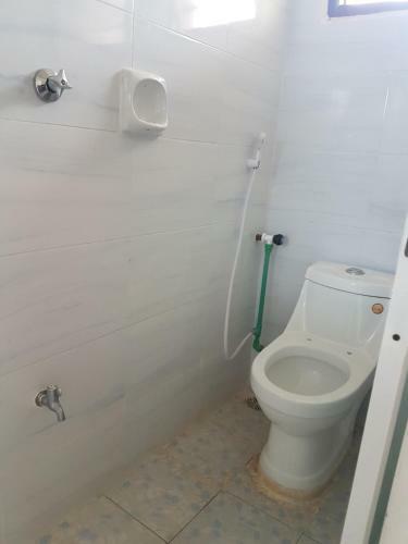 Hostal Golden Guest House- Miritini