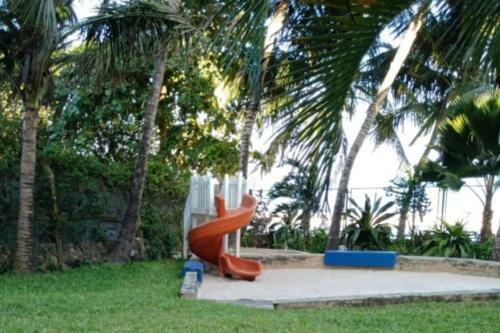 Apartamento Cowrie Beach Haven Studio