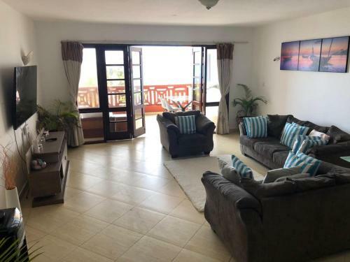 Stayplus Shanzu Beachfront Apartment