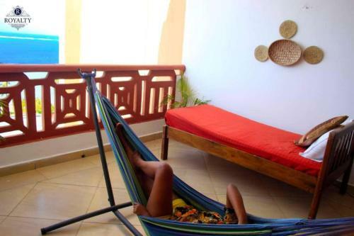 Stayplus Shanzu Beachfront Apartment