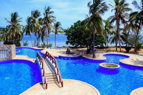 Stayplus Shanzu Beachfront Apartment
