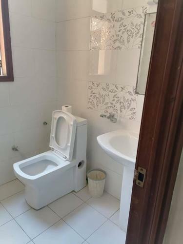 Stayplus Shanzu Beachfront Apartment