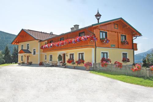 Hostal Apparthaus Taxegger