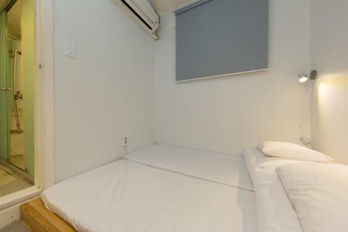 Hi 5 Hostel