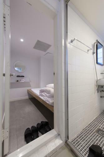 Hi 5 Hostel
