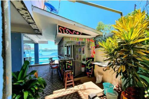 One Bedroom Beach Apartment/pool/free Wi-fi