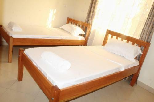 Lovely Two Bedroom Apartment In A Serene Area