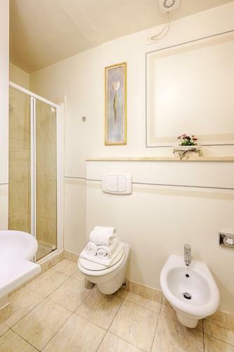 Hotel I Merli Di Ada
