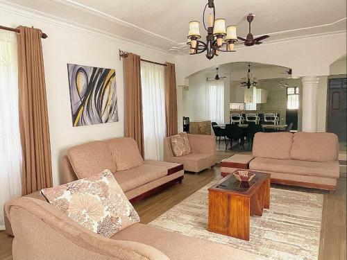 4 Bedroom Villa With A Pool