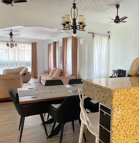 4 Bedroom Villa With A Pool