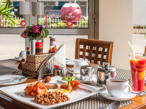 Hostal Room In Bb - Prideinn Mombasa City 7