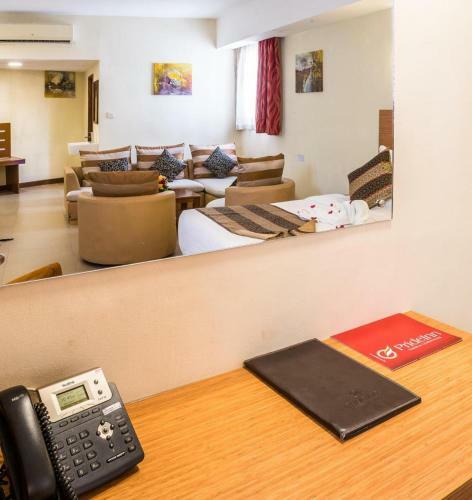 Hostal Room In Bb - Prideinn Mombasa City 7