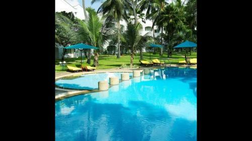 Hostal Room In Bb - Sarova Whitesands Beach Resort Spa 2