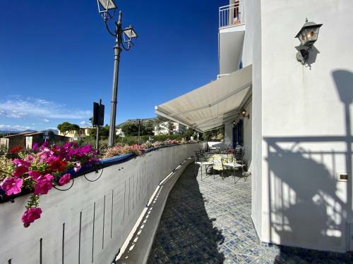 Apartamento Holidaycasa Mike - Con Terrazzo Vista Mare