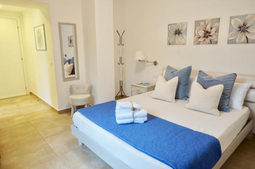 Hostal Sperlonga By The Sea
