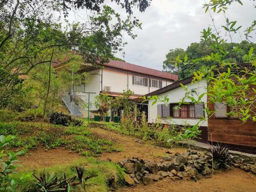 Hostal Mini-quinta Guesthouse