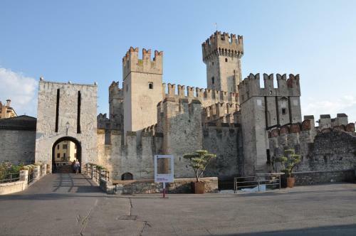 Royal Apartments Garda