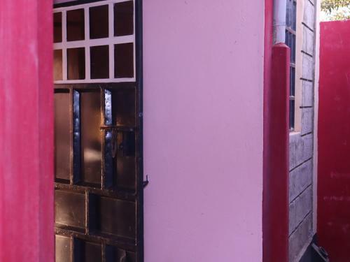 Lancaster Apartment