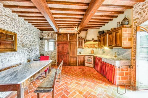 Villa Poloturisticoumbria - Fortezza Con Piscina Spoleto
