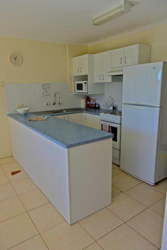 Beach House Holiday Apartments