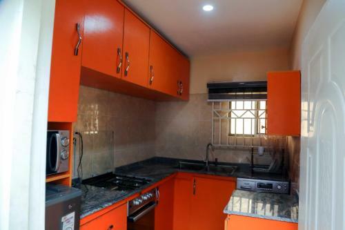 Home Away From Home 3 Bedroom Apartment. Ibadan