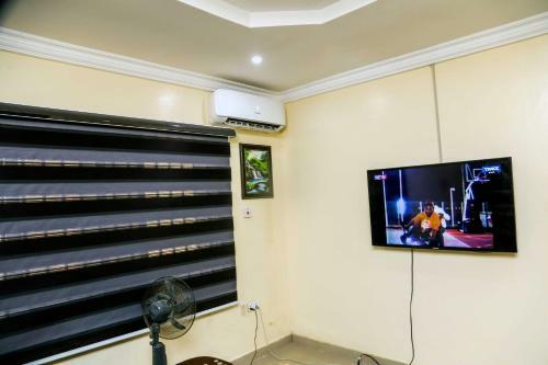 Home Away From Home 3 Bedroom Apartment. Ibadan