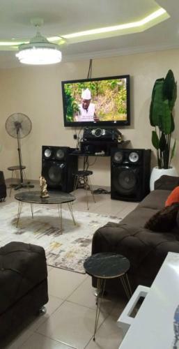 Home Away From Home 3 Bedroom Apartment. Ibadan