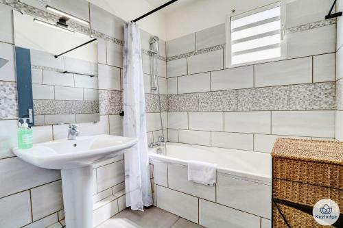 Apartamentos T4 ? La Kawane - 112 M2 - Saint-gilles