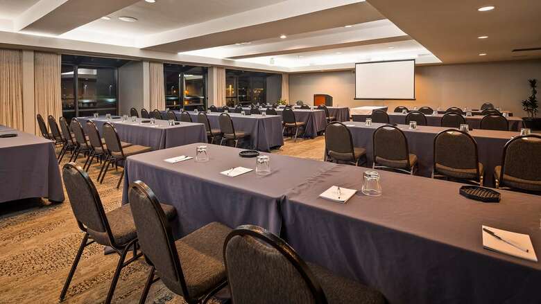 Best Western Plus Bayside Hotel