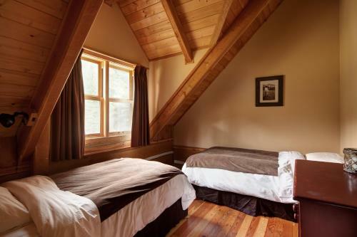 Hotel Nipika Mountain Resort