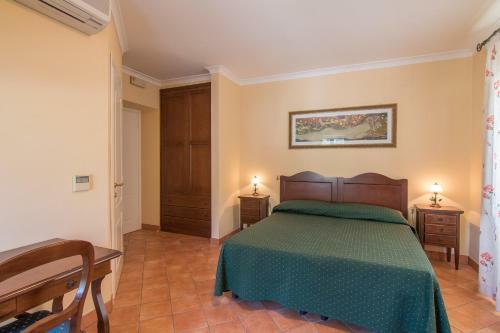 Apollo B&B