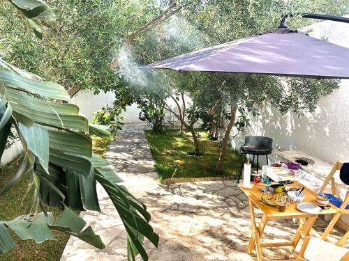 Cozy Duplex Near The Beach With Private Garden