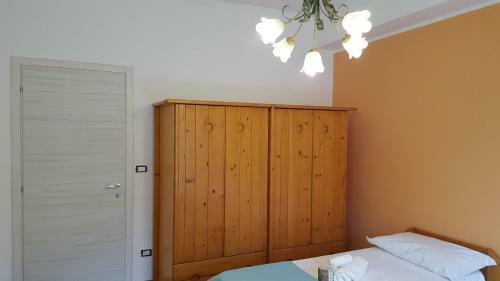 Bed & Breakfast Dreams Room