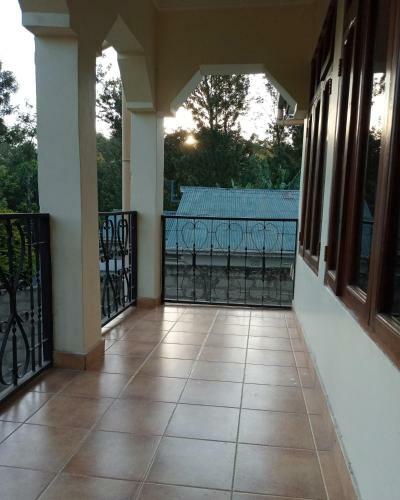 Meru Hostel