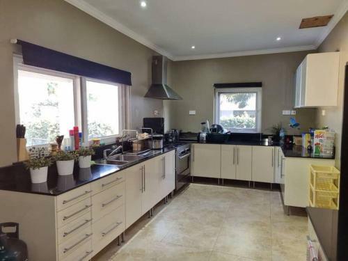 Luxurious 3 Bedroom Villa With Beautiful Garden
