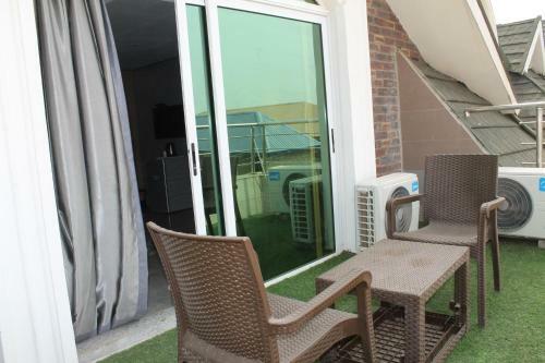 Keqs Hotel