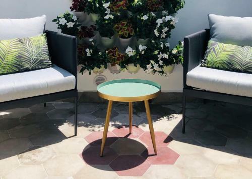 Marialuisa White Suite Apart