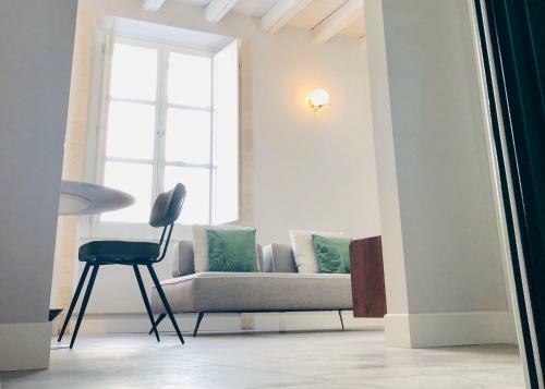 Marialuisa White Suite Apart