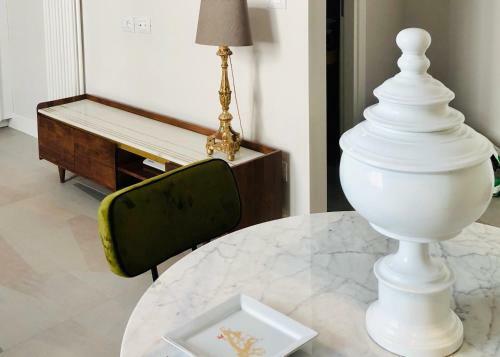 Marialuisa White Suite Apart